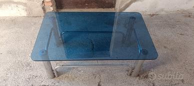 Tavolino in vetro anche da esterno 