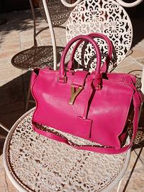 Borsa YSL Chic in pelle fucsia.  