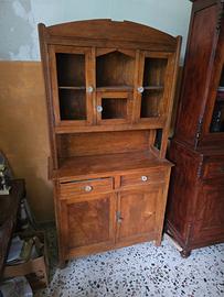 Credenza antica