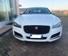 JAGUAR XF 2.0 D 180 CV AWD aut. Portfolio