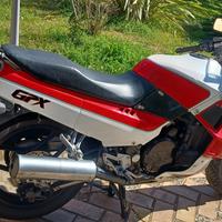 Moto Kawasaki modello GPX 750 anno 1987 come nuova