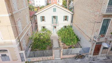 CASA INDIPENDENTE A SAN BENEDETTO DEL TRONTO