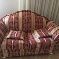 DIVANI ELEGANTI IMBOTTITI