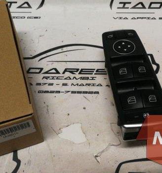 Pulsante Alzavetro Classe C W204 2049055302