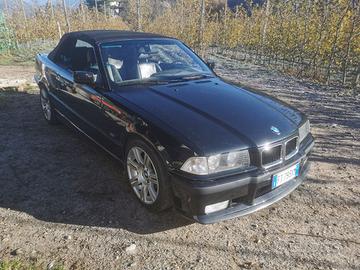BMW 320i Cabrio
