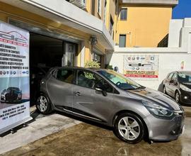RENAULT Clio 1.2 75CV 5 porte Wave
