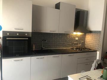 Cucina colore grigio