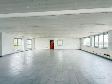 UFFICIO A PESSANO CON BORNAGO