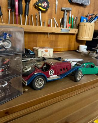 Modellini auto moto statuine