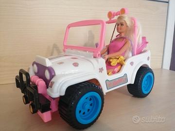 Barbie e Jeep