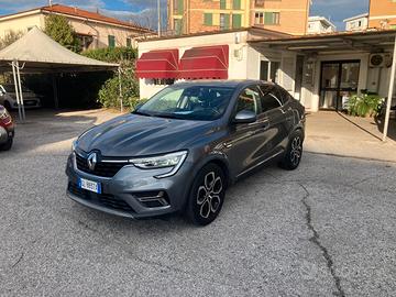 RENAULT ARKANA 1.6 Hybrid E-TECH 145cv Techno