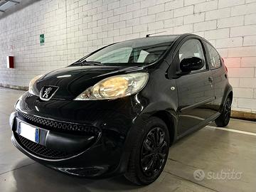 Peugeot 107 1.0 68CV 5p. Sweet Years
