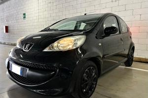 Peugeot 107 1.0 68CV 5p. Sweet Years