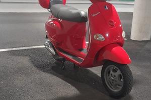 Vespa 150 ET4