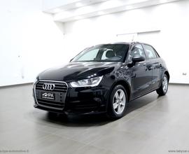 AUDI A1 SPORTBACK 1.4 TDI NAVI SENSORI CRCHI 15