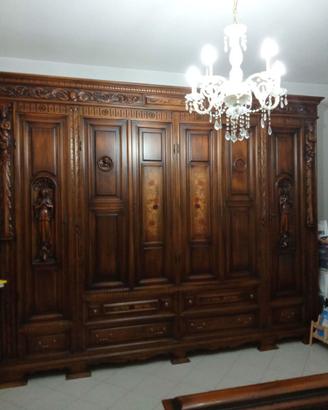 camera da letto  classico legno intagliato
