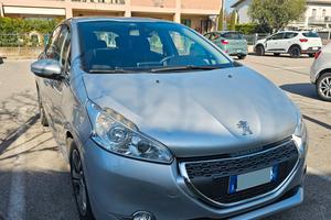 Peugeot 208 1.4 Vti 95 cv - NEOPATENTATI 