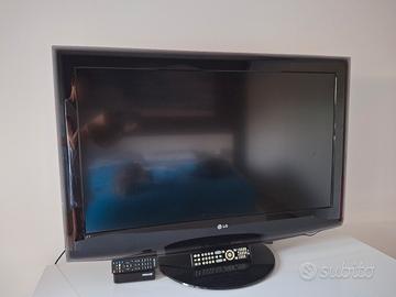 LG 42LH9000 TV + decoder DiGiQuest HD