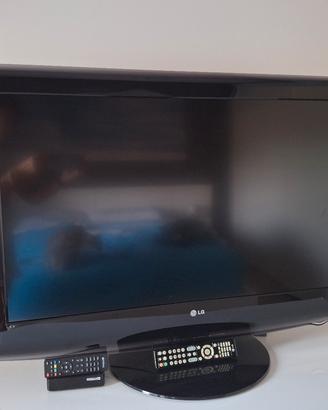 LG 42LH9000 TV + decoder DiGiQuest HD