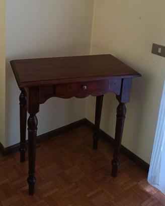 Tavolino da ingresso stile classico