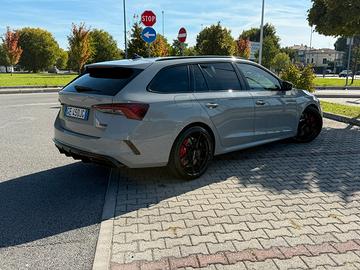 SKODA OCTAVIA RS 245cv