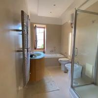 Mobile bagno sospeso