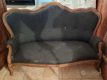 Divanetto Vintage in Stile Classico con Struttura