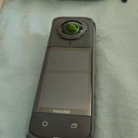 insta 360 x4+ vari accessori