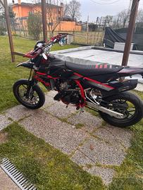Swm sm 125r