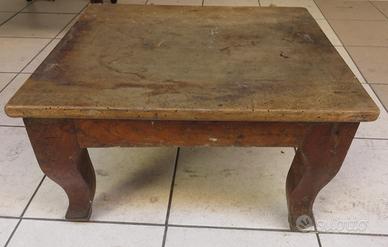 CV220709 Antico poggiapiedi in noce