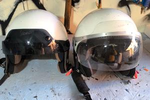 due caschi moto Vespa originali