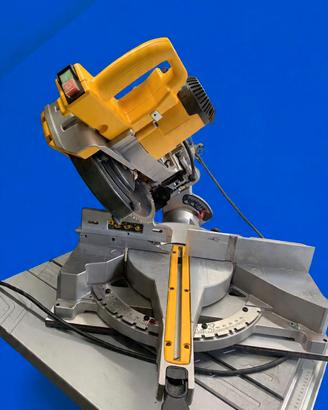 Troncatrice radiale DeWalt D27112