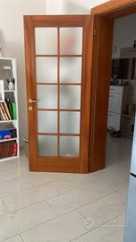 Porte da interno in legno con vetri 