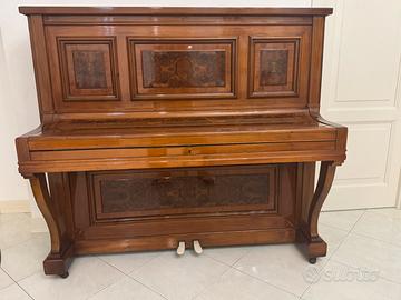 Pianoforte verticale