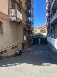 Box chiavari zona stadio