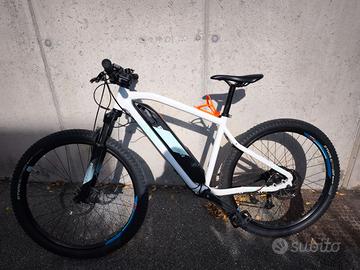 Rockrider est 100