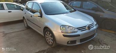 Ricambi Volkswagen Golf 5 Anno 2009 cil 1.6 benz