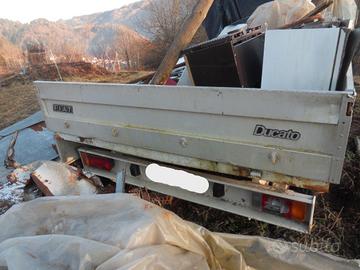 Sponde per rimorchio o furgone