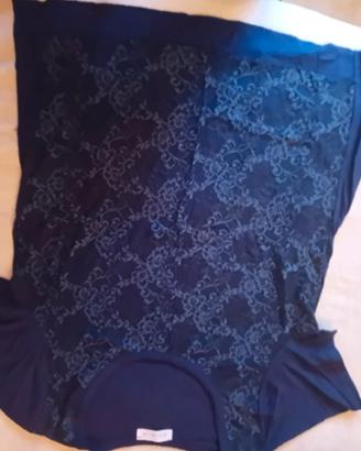 maglia con ricamo 