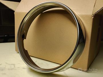 Ghiere fari Alfa Romeo 1750 berlina.