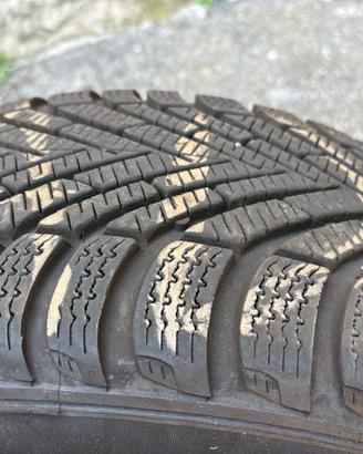 4 ruote invernali Pirelli + cerchi lega Audi 17"