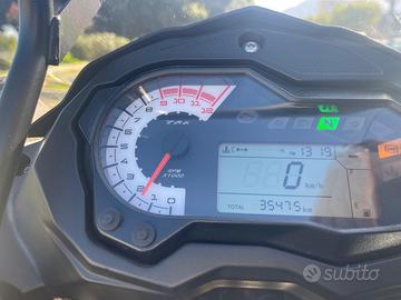 Moto benelli trk 502