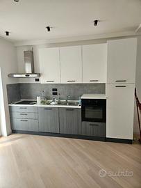 Cucina componibile 330cm