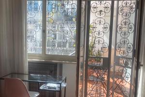 Ultima camera in Attico Arredato - Via La Marmora