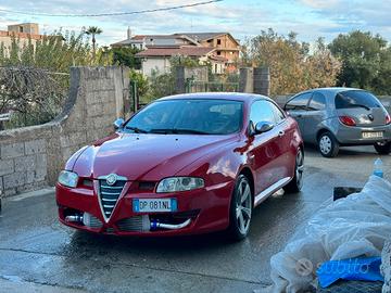 alfa romeo gt 
