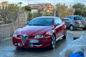 alfa romeo gt 