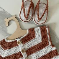 Cardigan smanicato neonato