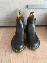 Dr Martens 37