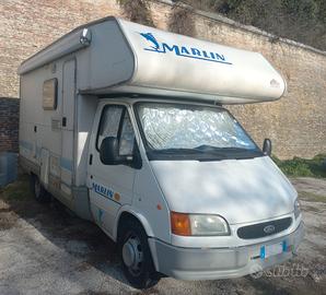 Camper Ford 2.5TD del 2000 6 letti 6 mt garage