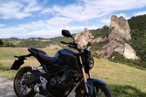 Honda CB125R 2023
